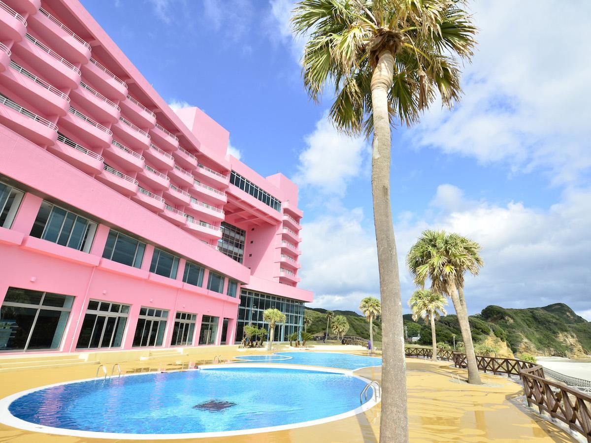 Tanegashima Iwasaki Hotel Минамитанэ Экстерьер фото