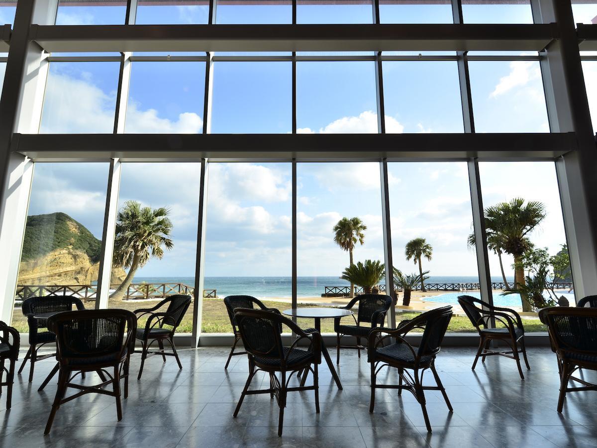 Tanegashima Iwasaki Hotel Минамитанэ Экстерьер фото