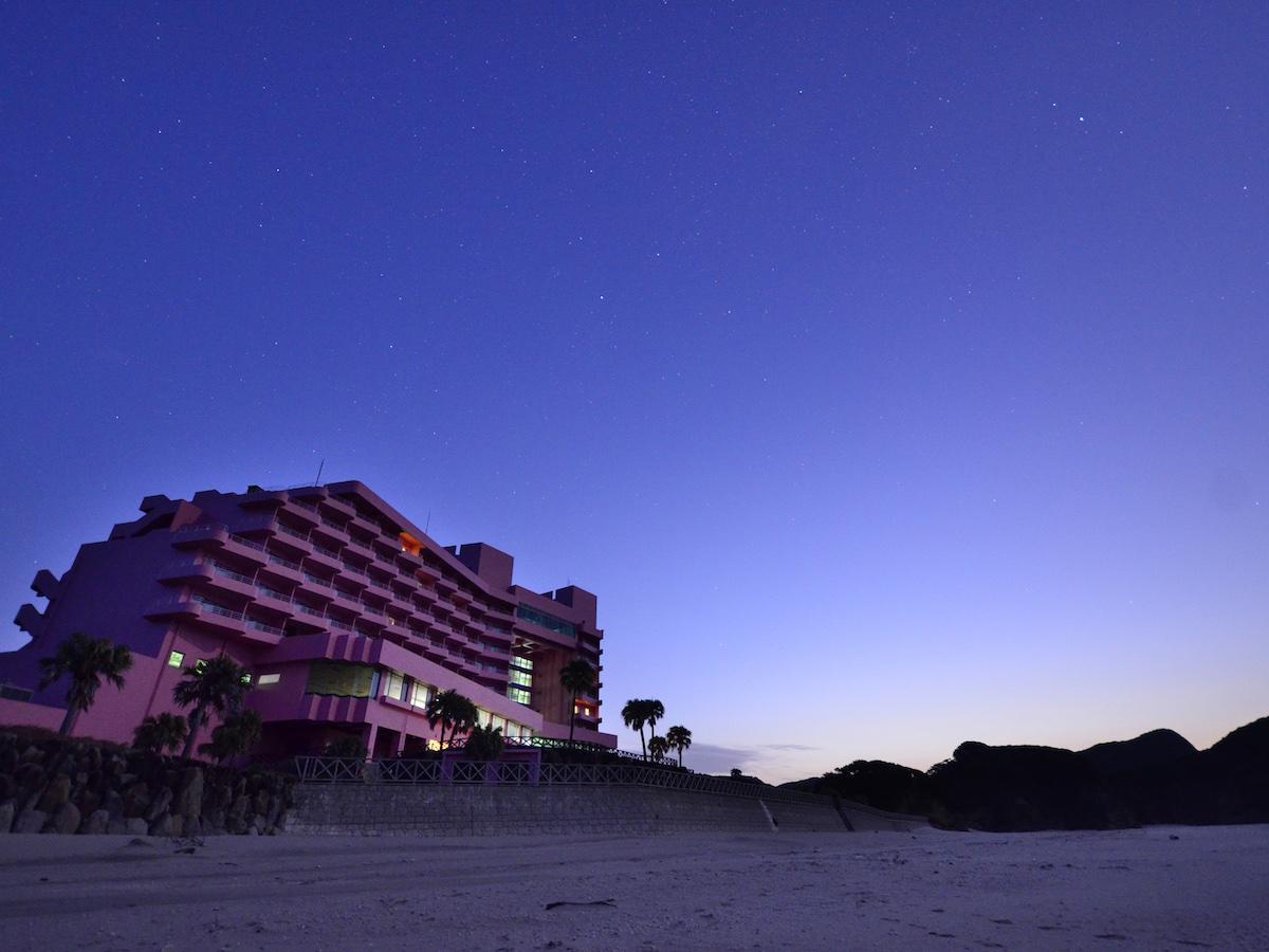 Tanegashima Iwasaki Hotel Минамитанэ Экстерьер фото
